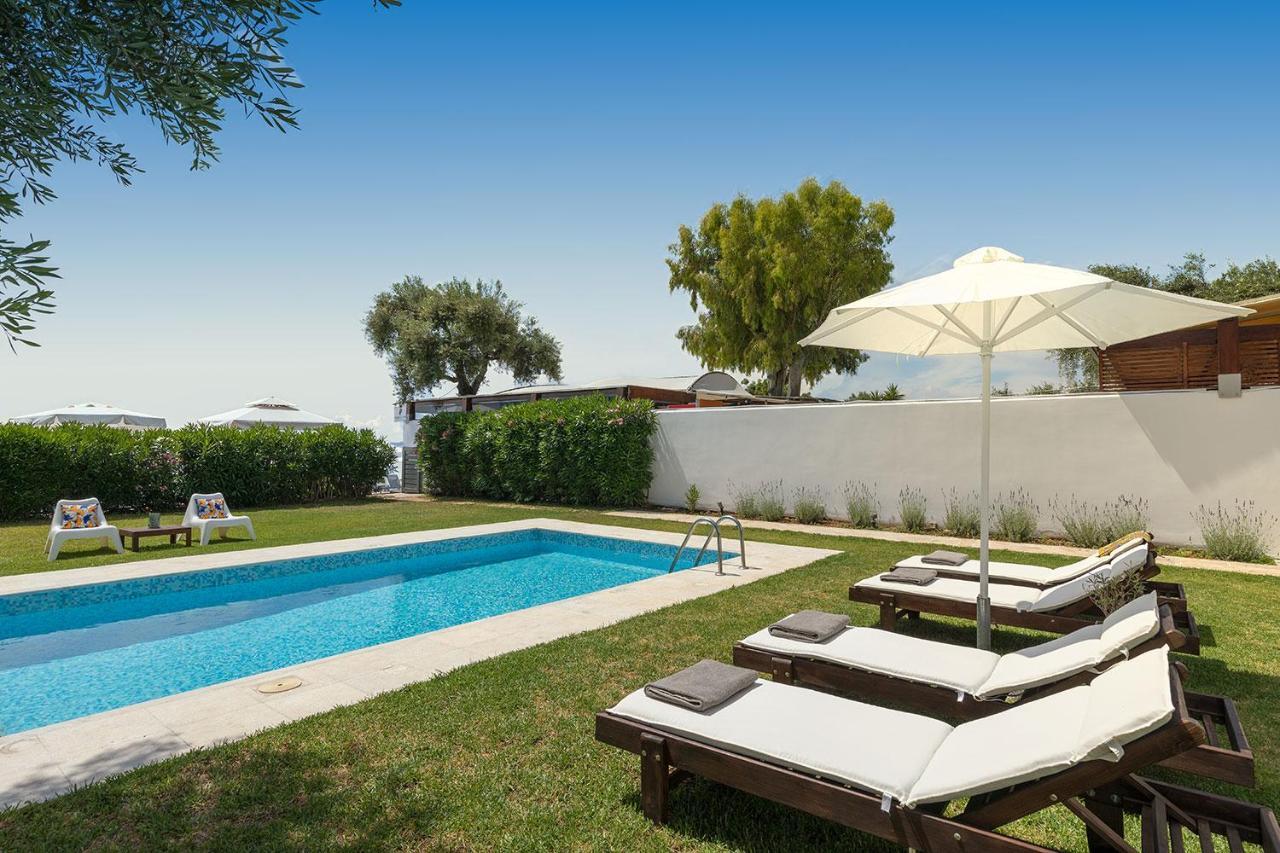 Villa Piedra Del Mar Beachfront By Villa2Be Барбати Экстерьер фото